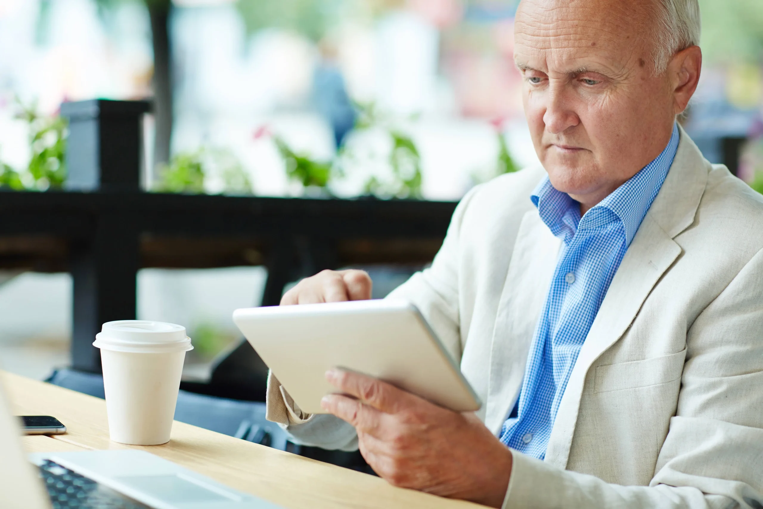 Crossville small business owner reviewing website leads on a laptop