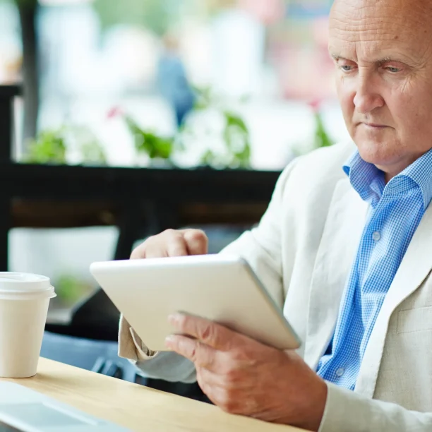 Crossville small business owner reviewing website leads on a laptop