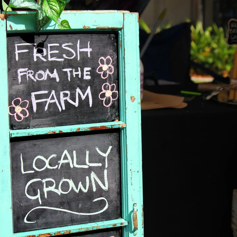 sign-at-a-local-farmers-market-small-business